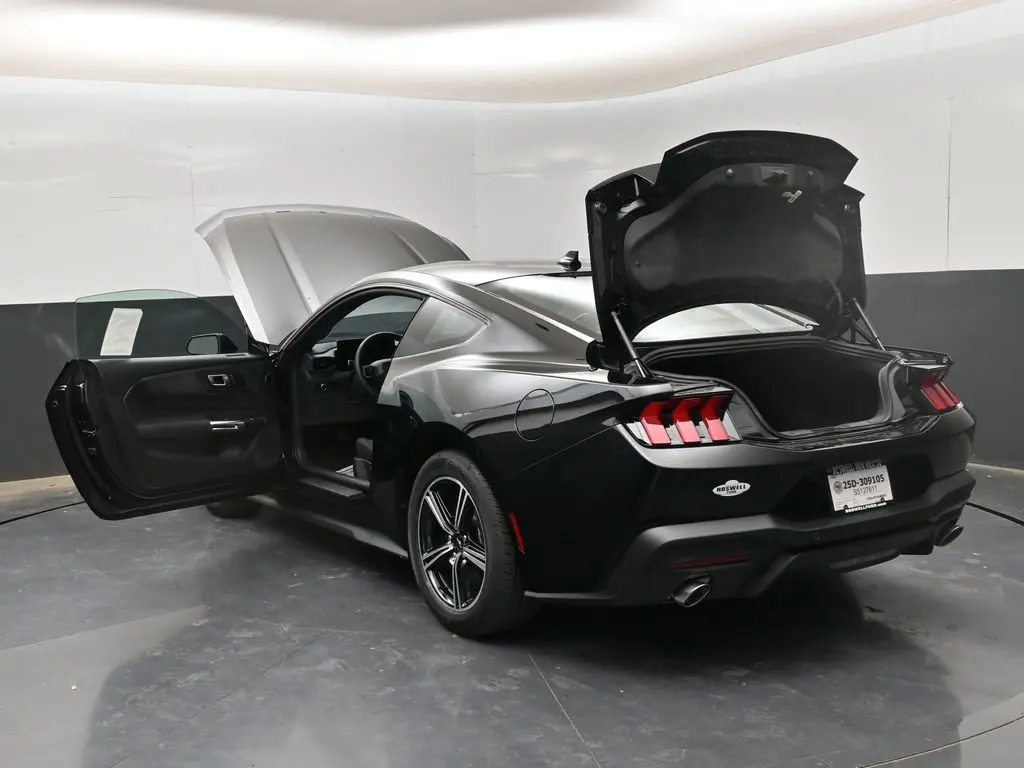 2025 Ford Mustang