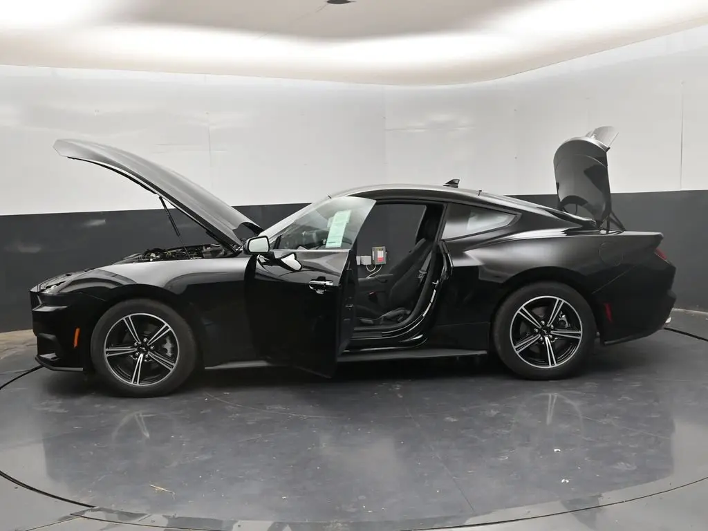 2025 Ford Mustang
