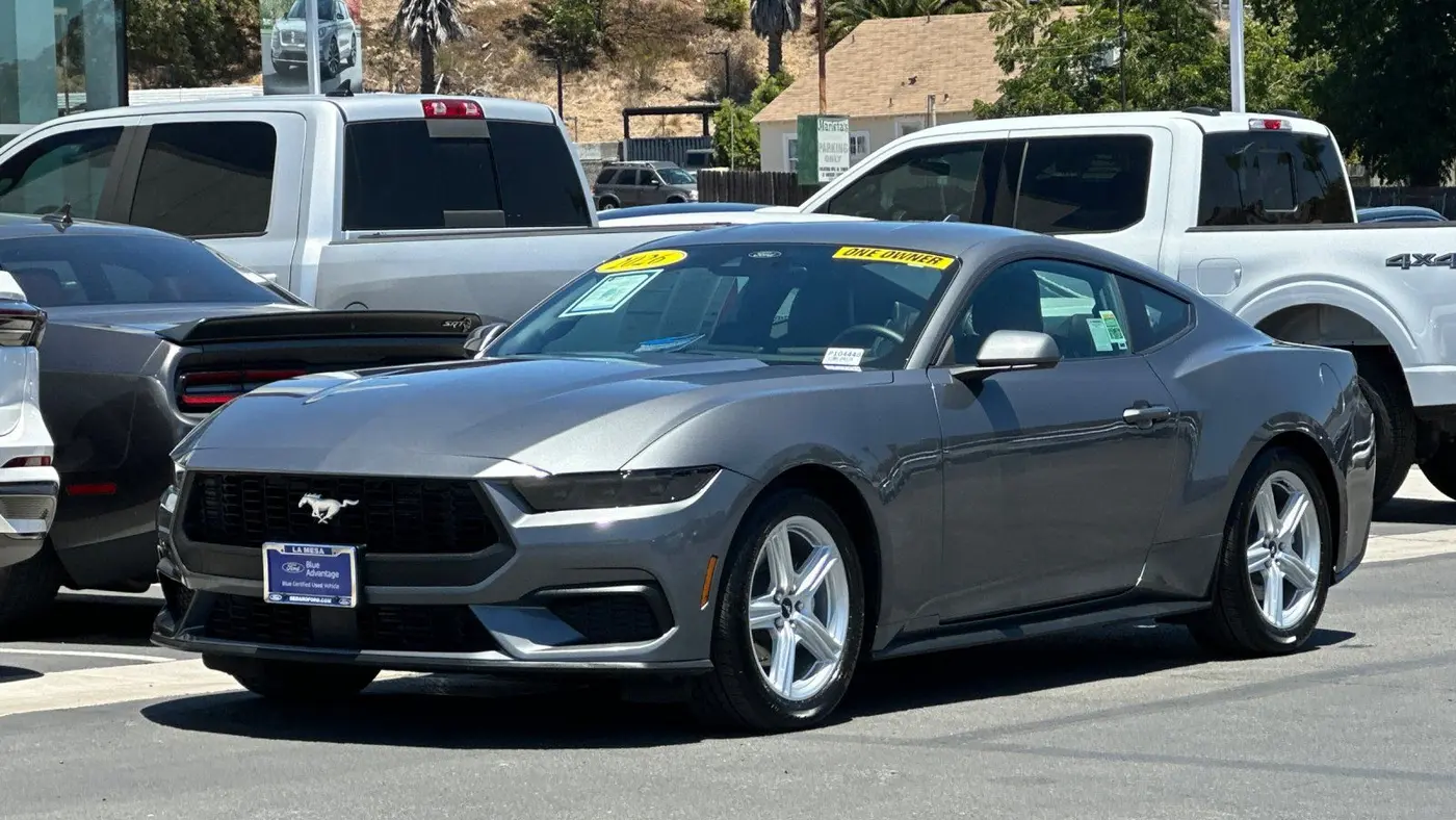 2026 Ford Mustang EcoBoost Premium