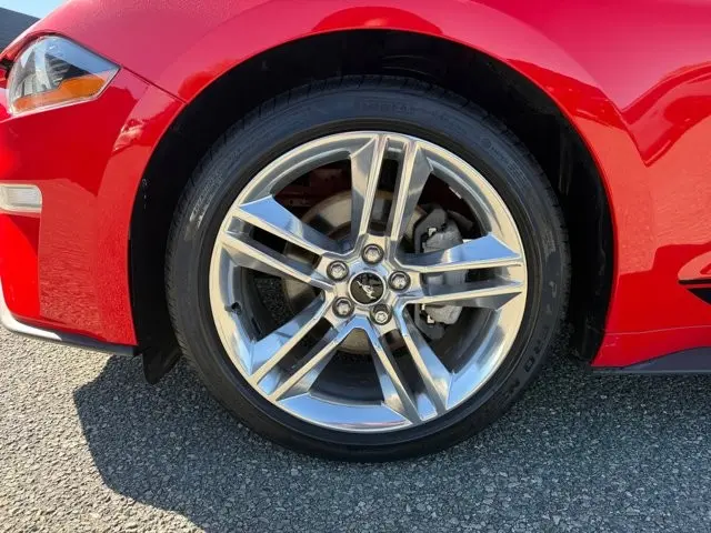 2019 Ford Mustang - $26,995