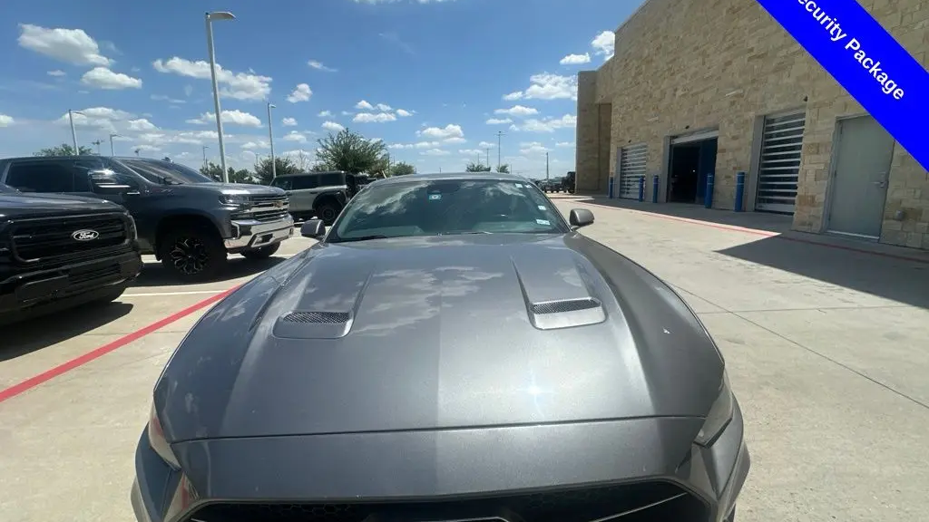 2021 Ford Mustang EcoBoost