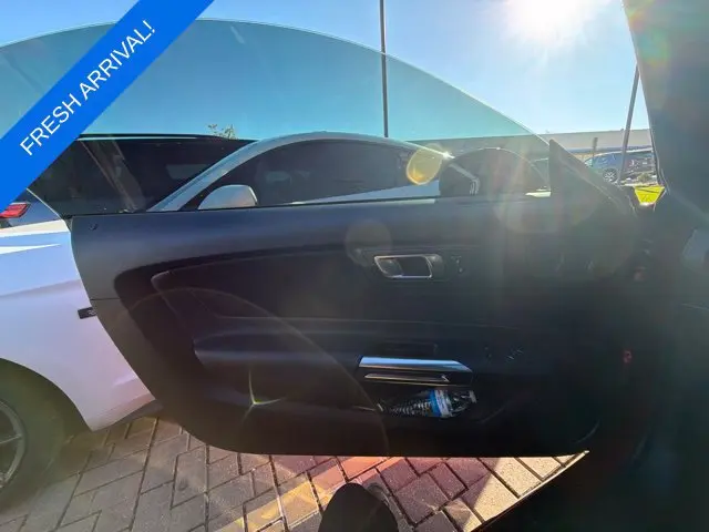 2022 Ford Mustang - $23,367