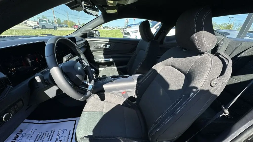 2024 Ford Mustang EcoBoost Premium