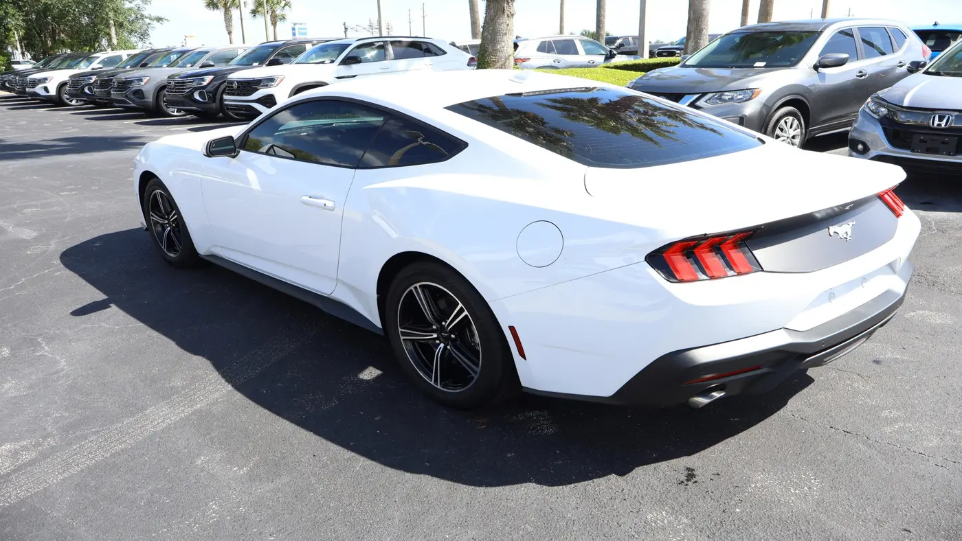 2025 Ford Mustang EcoBoost