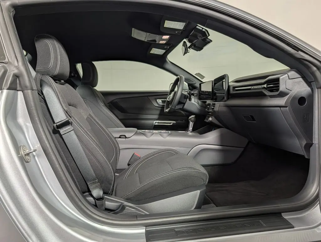 2026 Ford Mustang - $31,499
