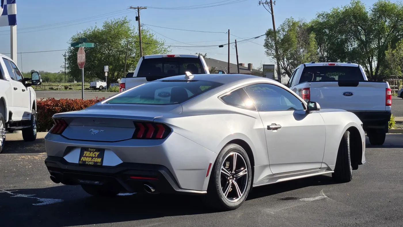 2024 Ford Mustang EcoBoost