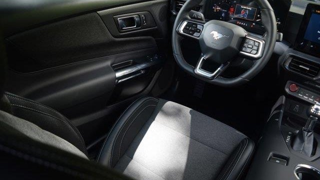 2025 Ford Mustang EcoBoost