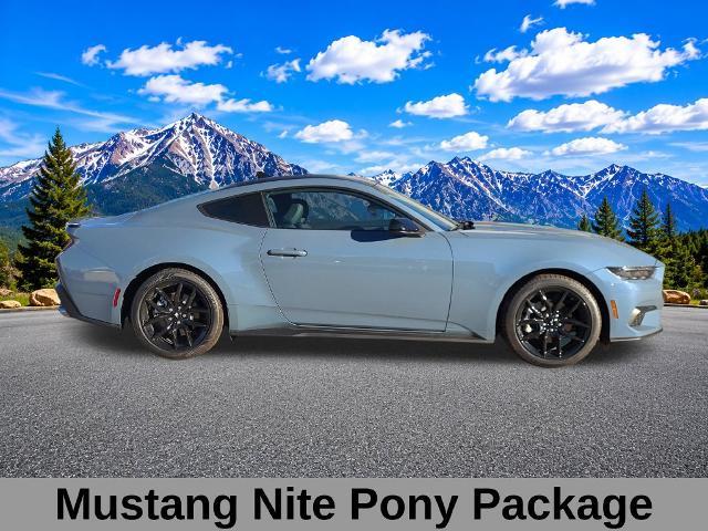2026 Ford Mustang - $31,300