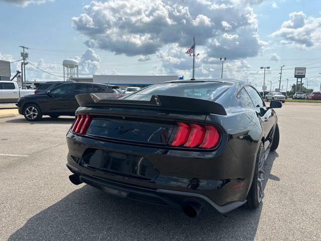 2019 Ford Mustang - $15,946