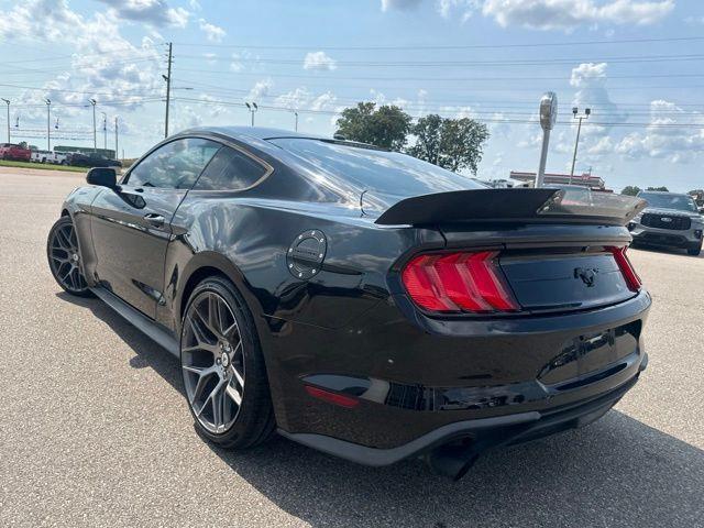 2019 Ford Mustang - $15,946