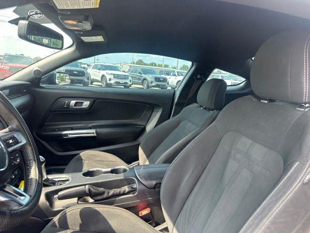 2019 Ford Mustang - $15,946
