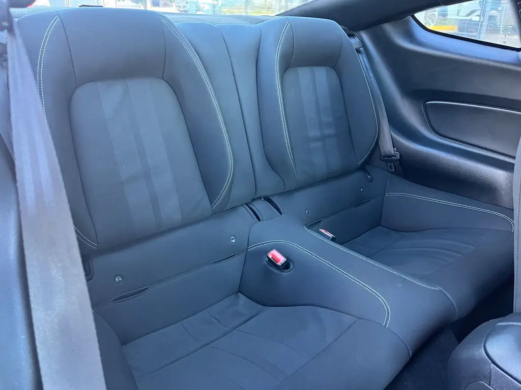 2019 Ford Mustang - $16,001