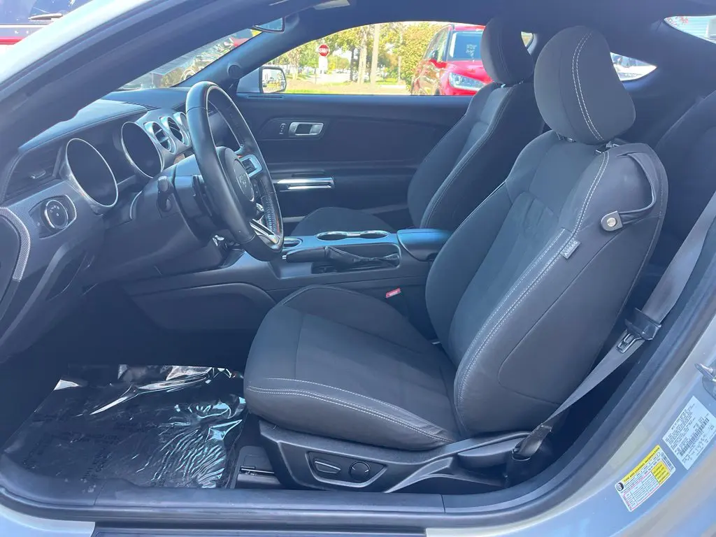 2019 Ford Mustang - $16,001