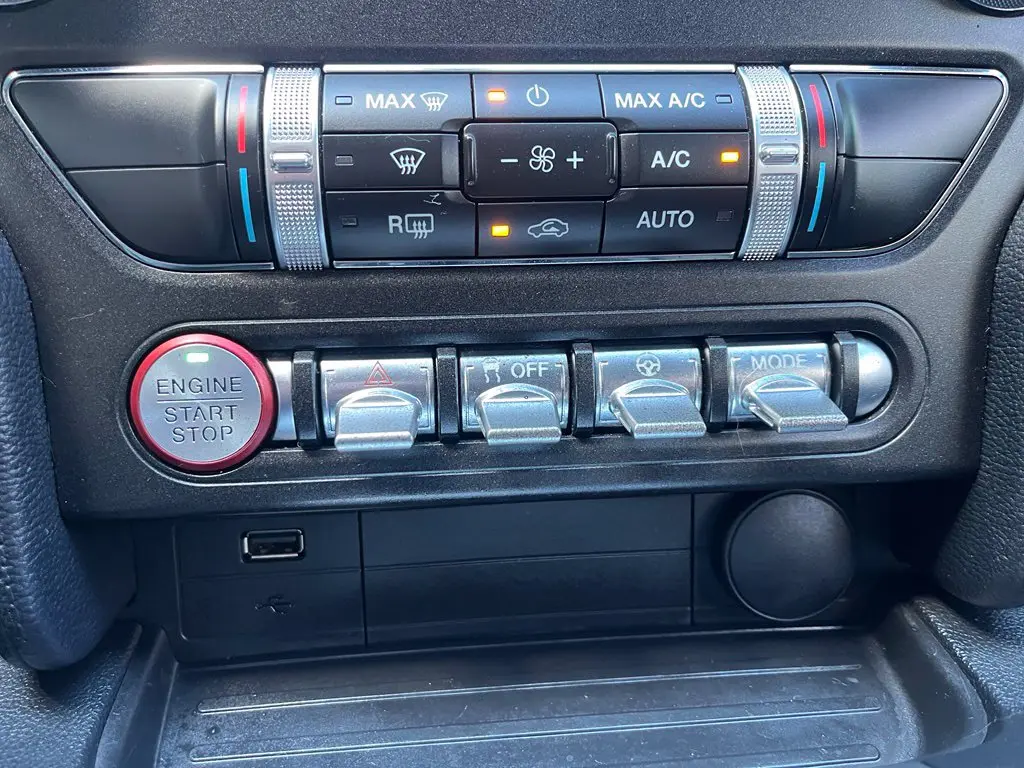 2019 Ford Mustang - $16,001