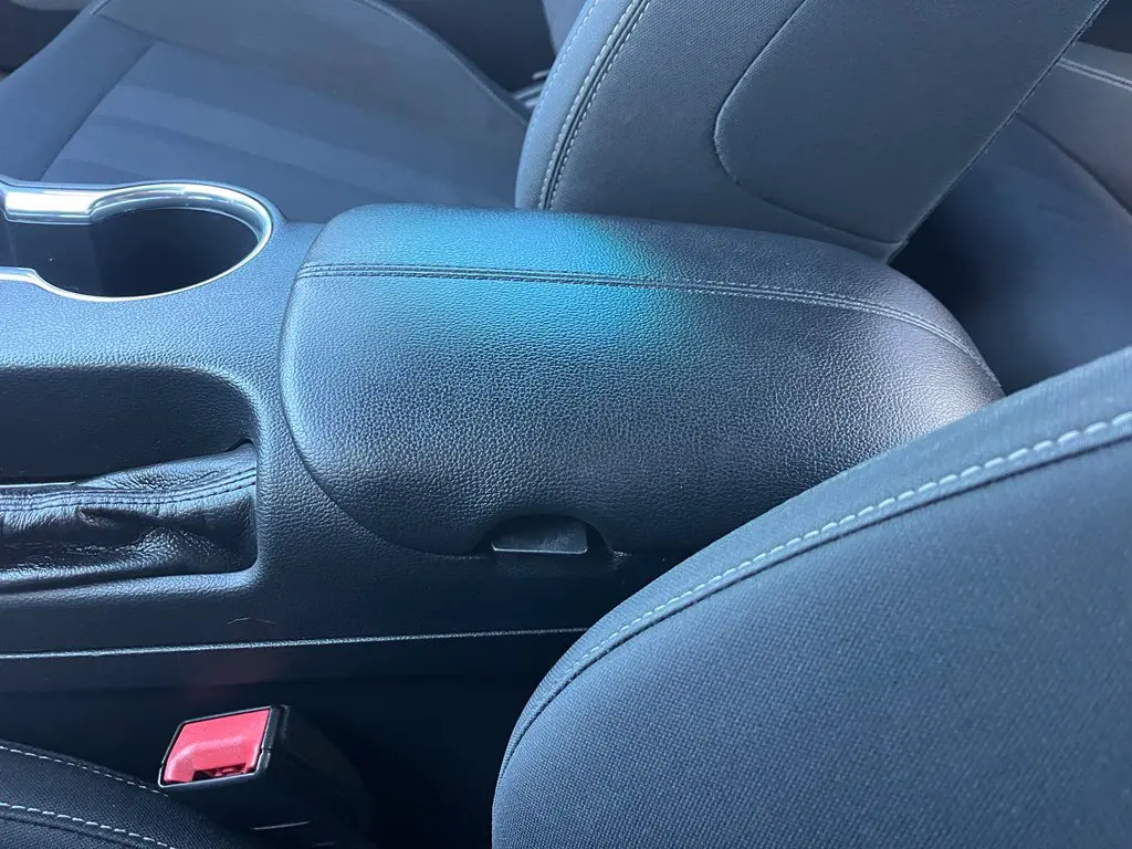 2019 Ford Mustang - $16,001