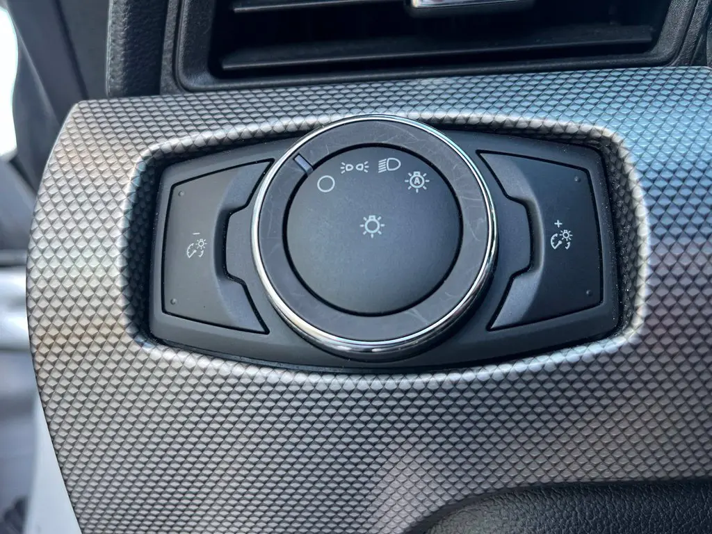 2019 Ford Mustang - $16,001