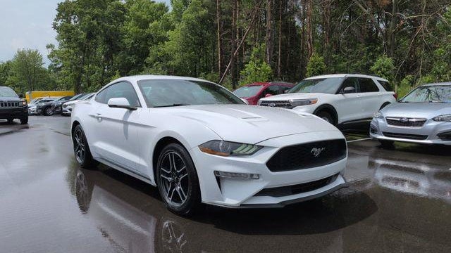 2020 Ford Mustang EcoBoost