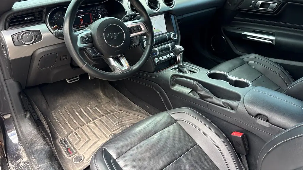 2022 Ford Mustang EcoBoost