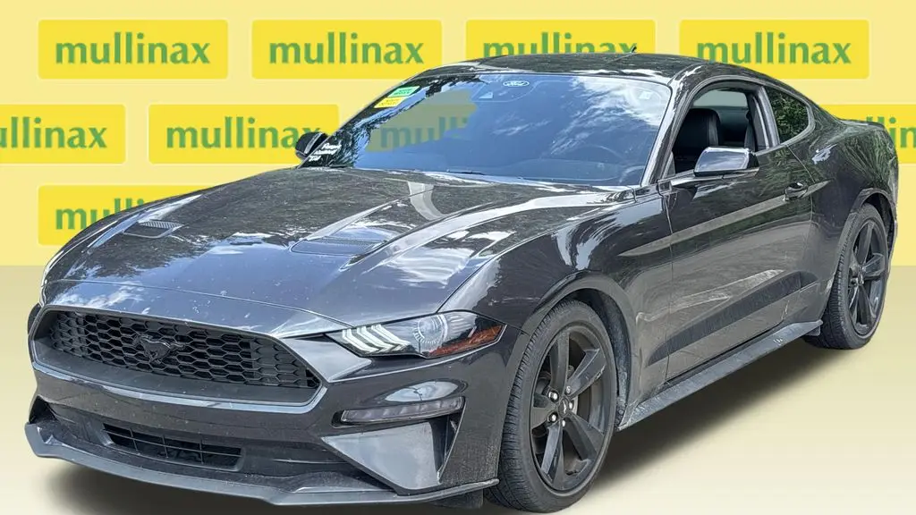 2022 Ford Mustang EcoBoost