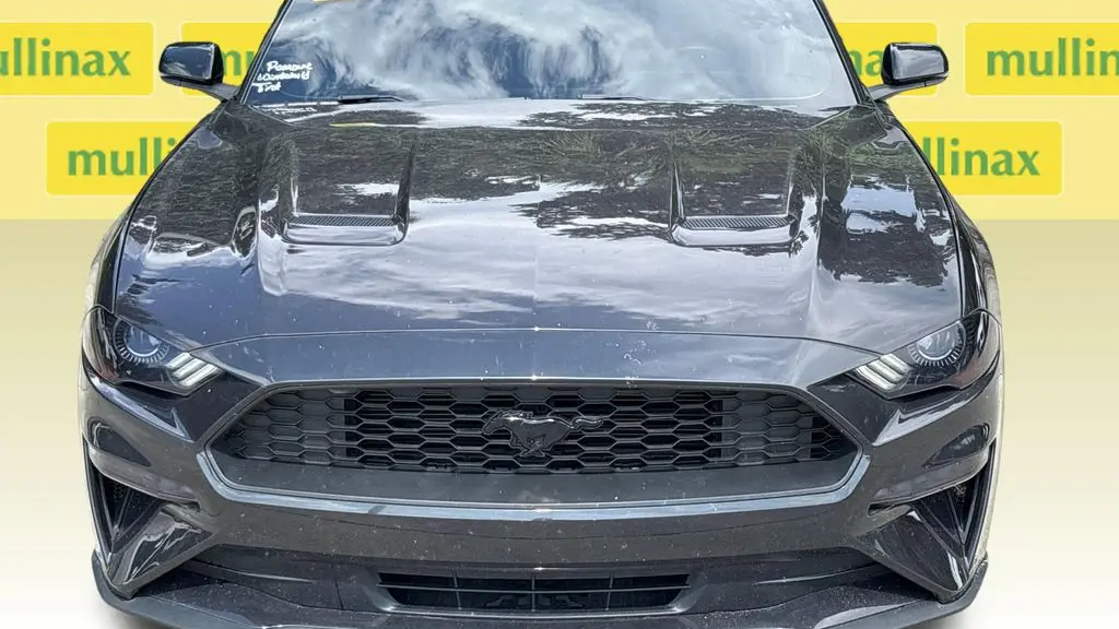2022 Ford Mustang EcoBoost