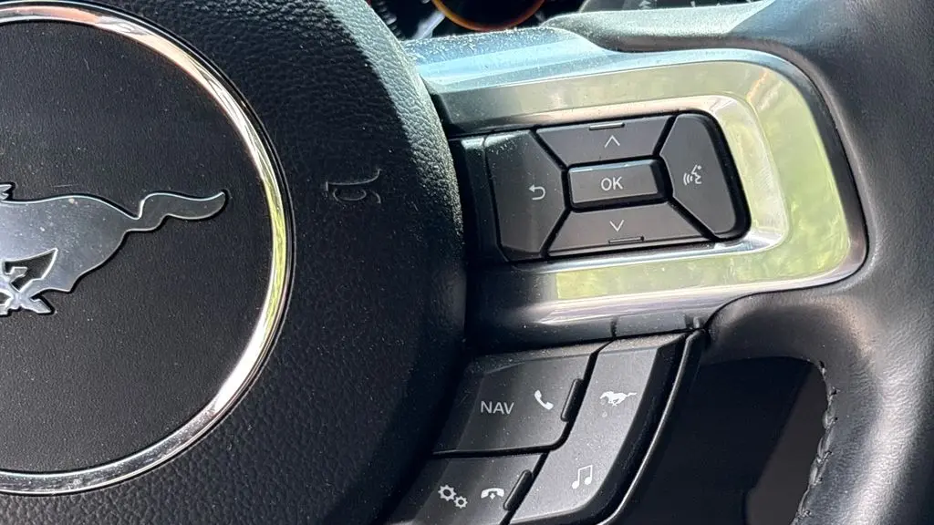 2022 Ford Mustang EcoBoost