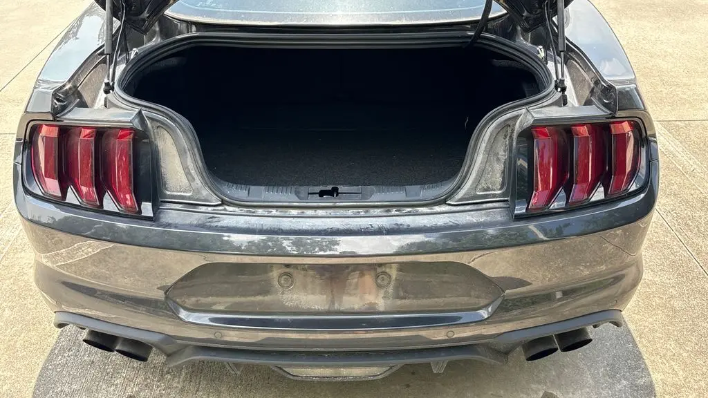 2022 Ford Mustang EcoBoost