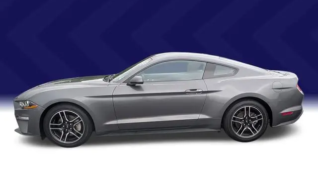 2022 Ford Mustang EcoBoost