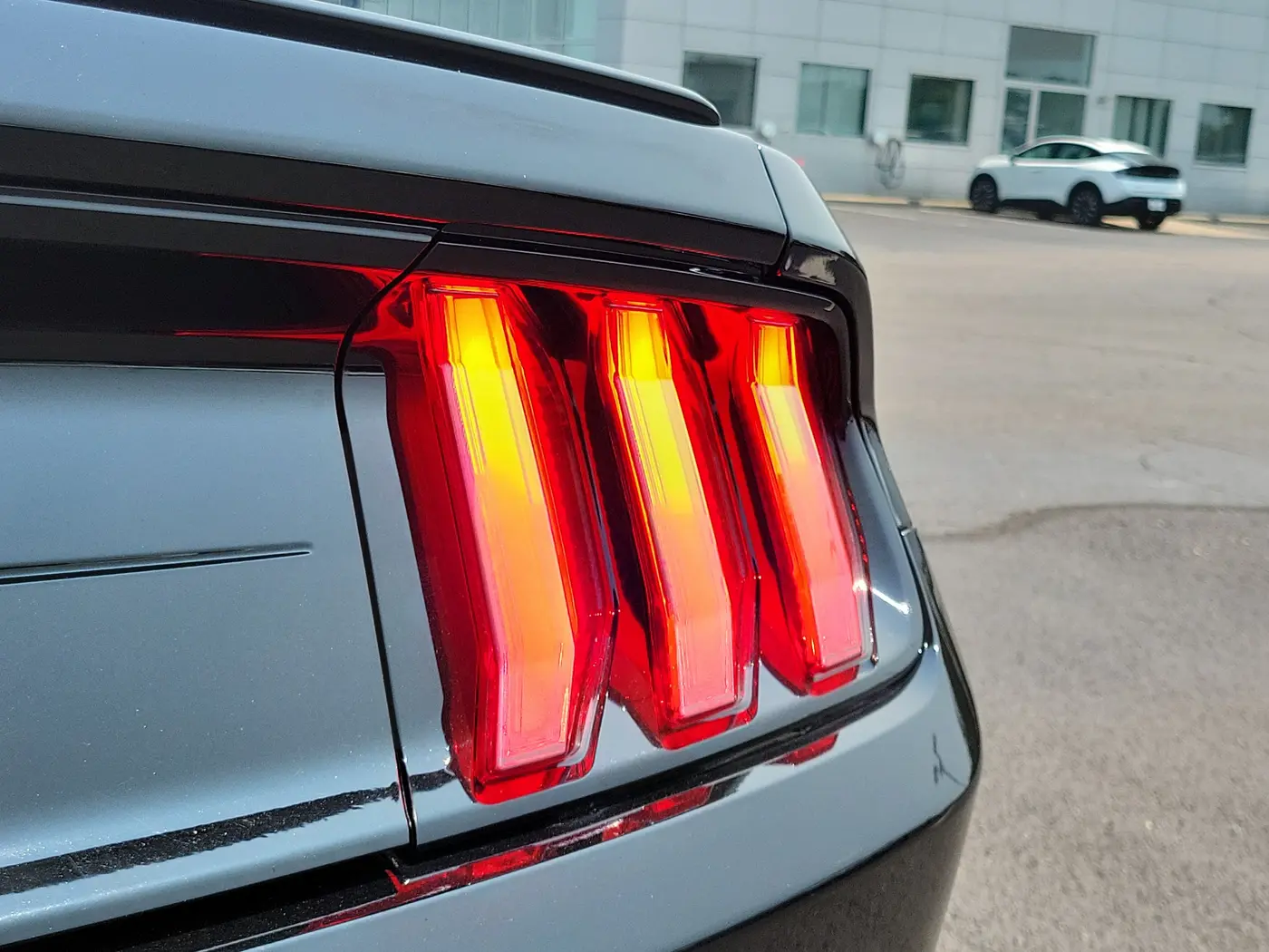 2023 Ford Mustang - $28,477