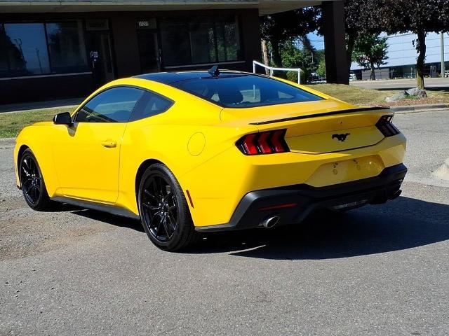 2024 Ford Mustang - $31,998