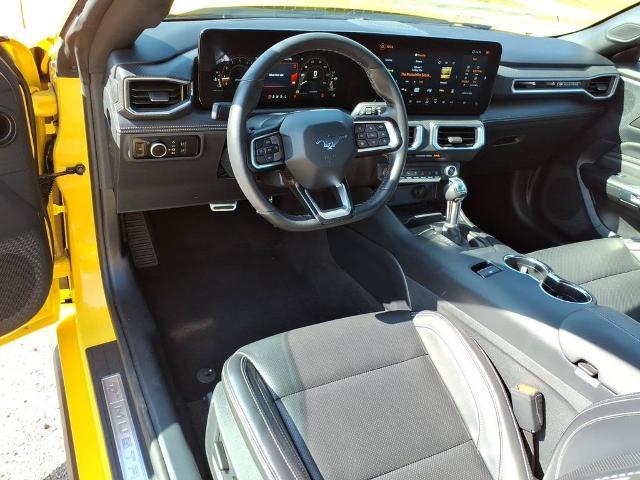 2024 Ford Mustang - $31,998