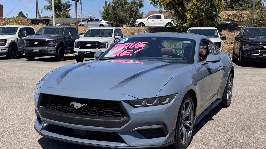 2025 Ford Mustang EcoBoost Premium