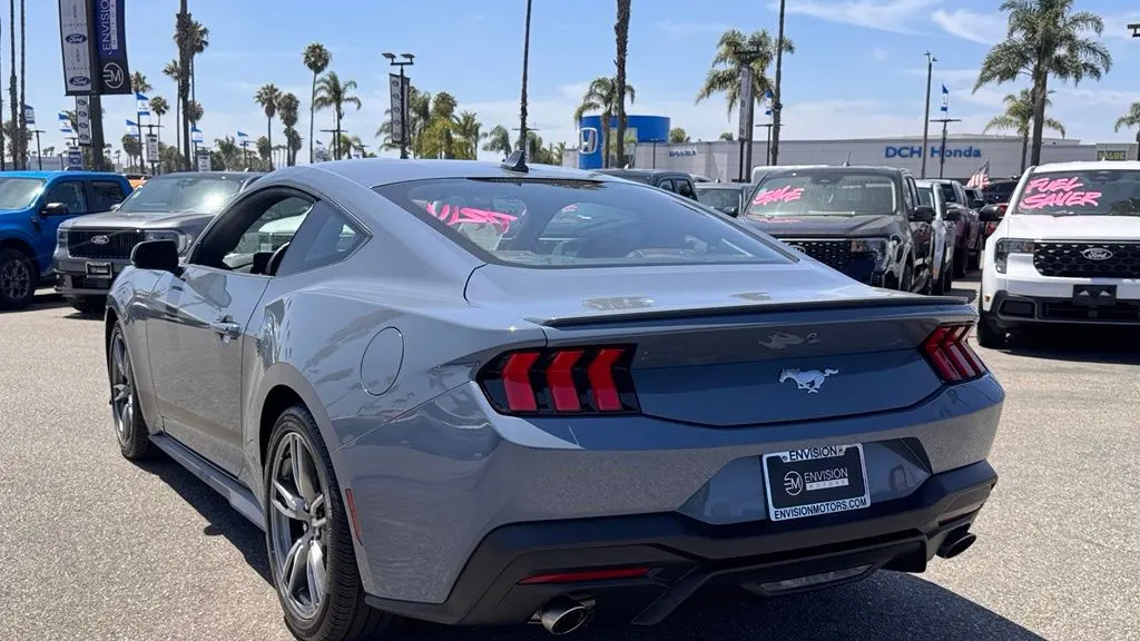 2025 Ford Mustang EcoBoost Premium