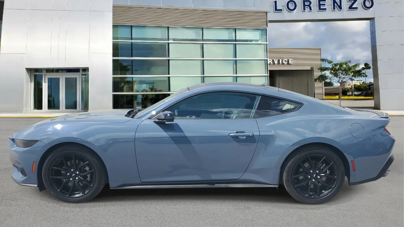 2025 Ford Mustang EcoBoost
