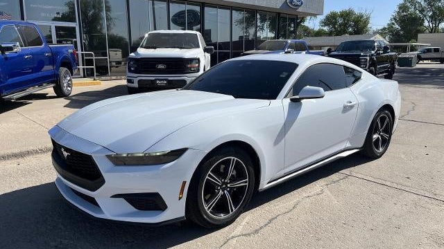 2025 Ford Mustang EcoBoost