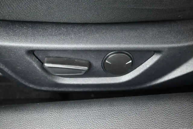 2020 Ford Mustang - $21,993