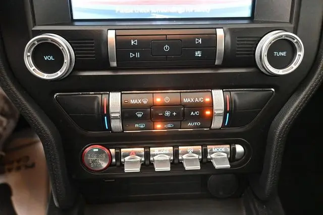 2020 Ford Mustang - $21,993