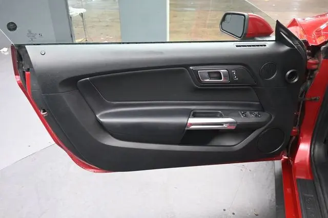 2020 Ford Mustang - $21,993