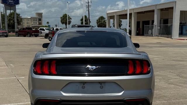 2021 Ford Mustang EcoBoost