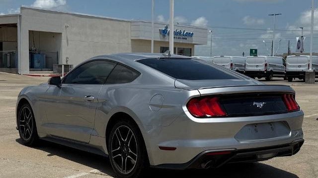 2021 Ford Mustang EcoBoost