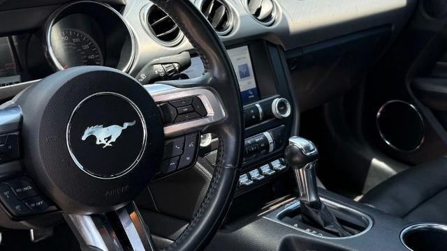 2021 Ford Mustang EcoBoost