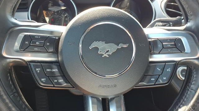 2022 Ford Mustang EcoBoost
