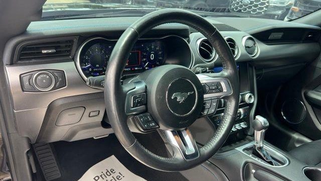 2022 Ford Mustang EcoBoost