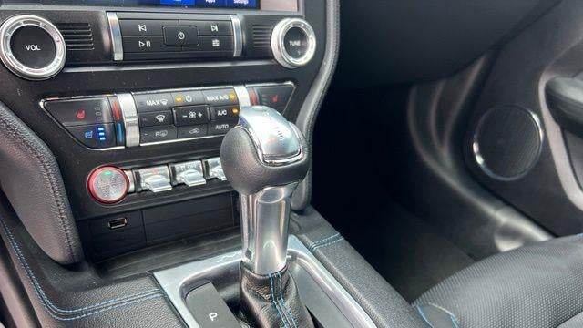 2022 Ford Mustang EcoBoost