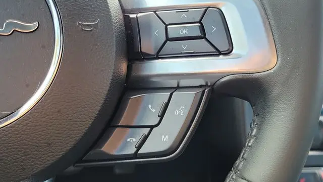 2022 Ford Mustang EcoBoost