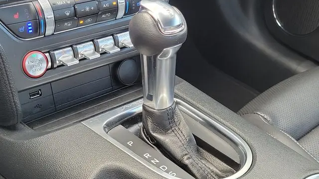 2022 Ford Mustang EcoBoost