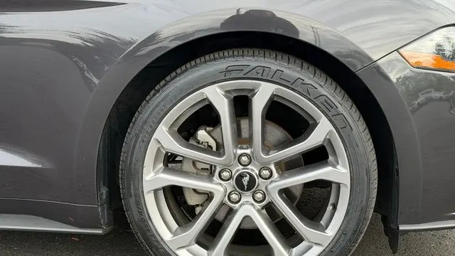 2022 Ford Mustang EcoBoost