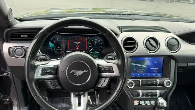 2022 Ford Mustang EcoBoost