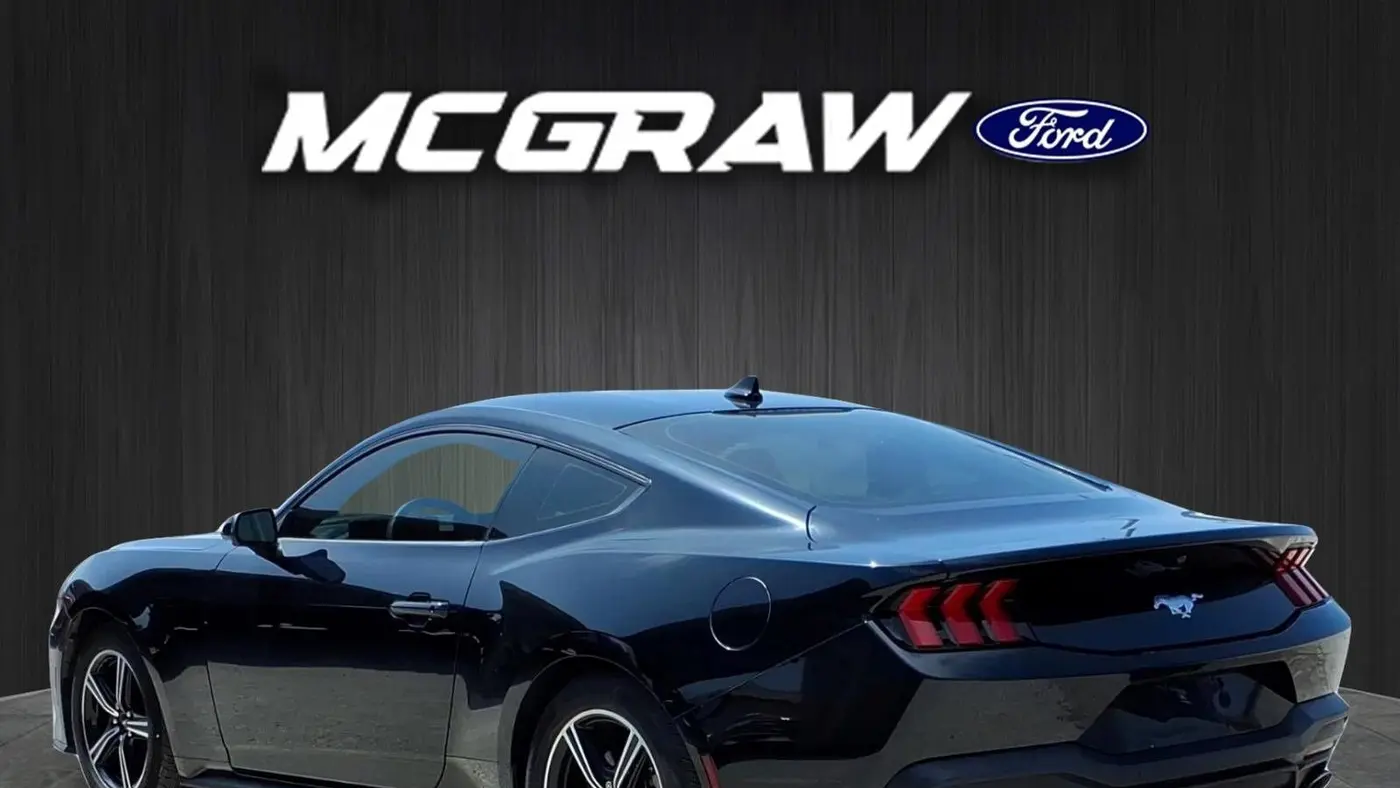 2024 Ford Mustang EcoBoost