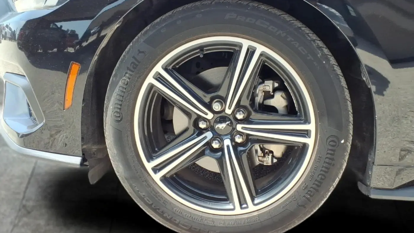2024 Ford Mustang EcoBoost