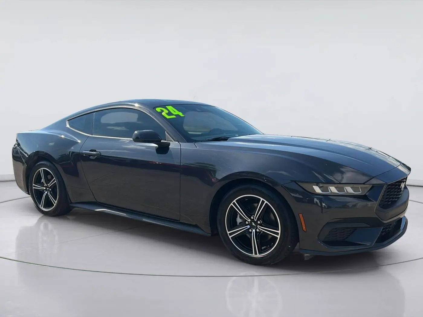 2024 Ford Mustang - $30,925